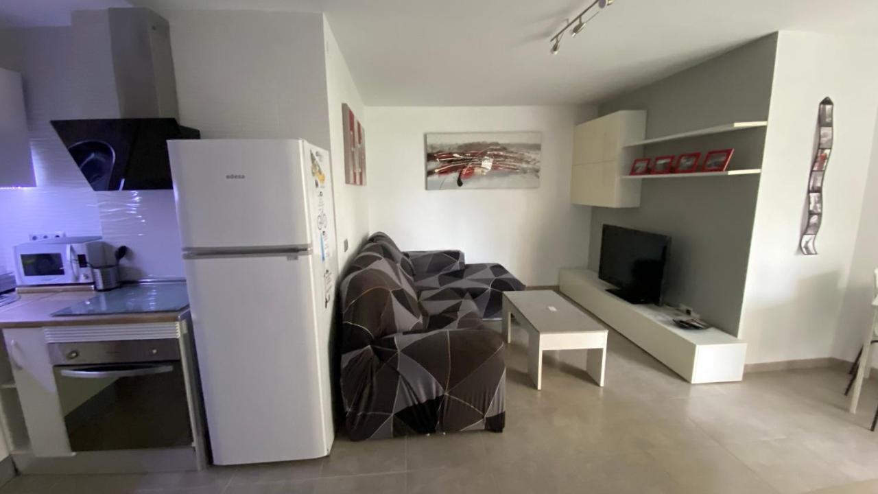 Apartamento A Estrenar En Primera Linea De Playa Torrox Bagian luar foto